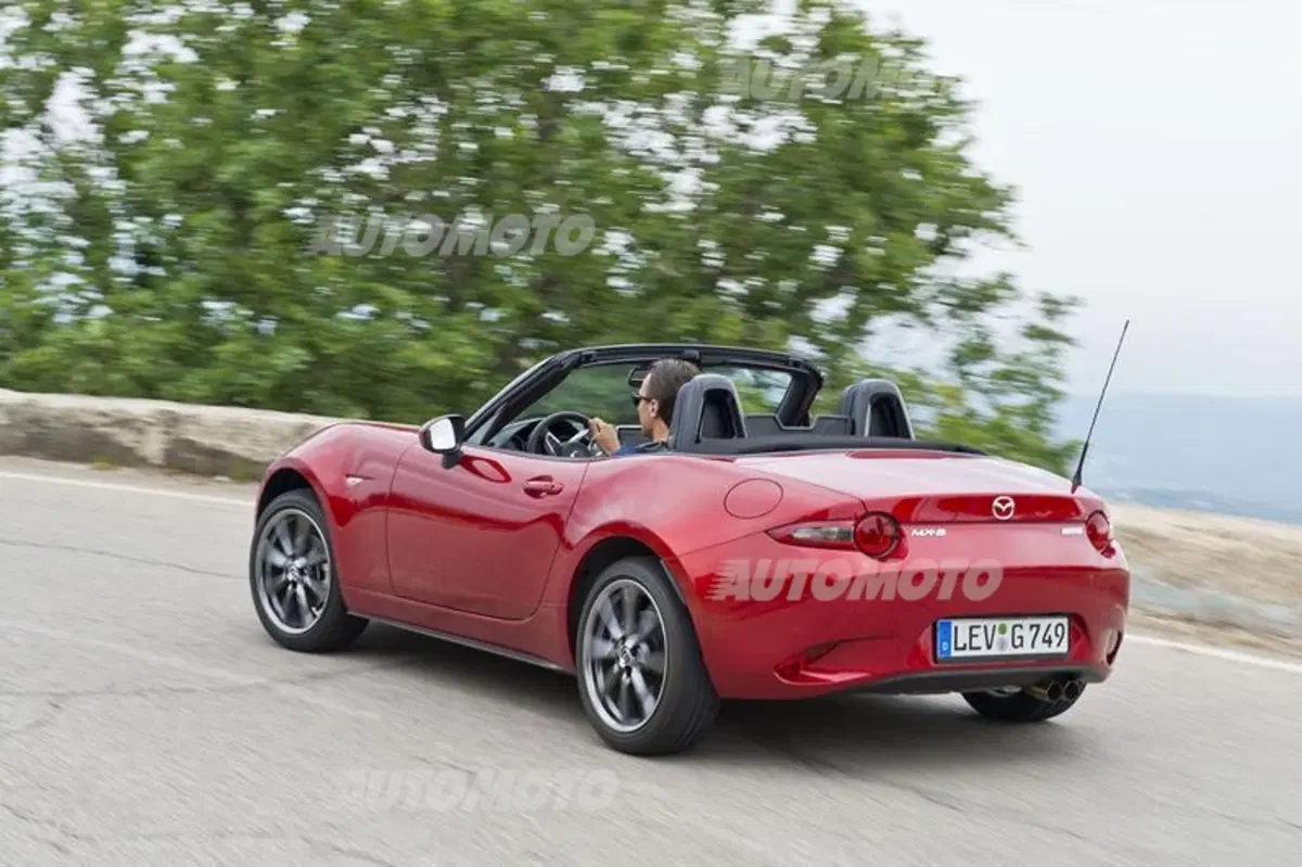 Nuova Mazda MX-5 (10)