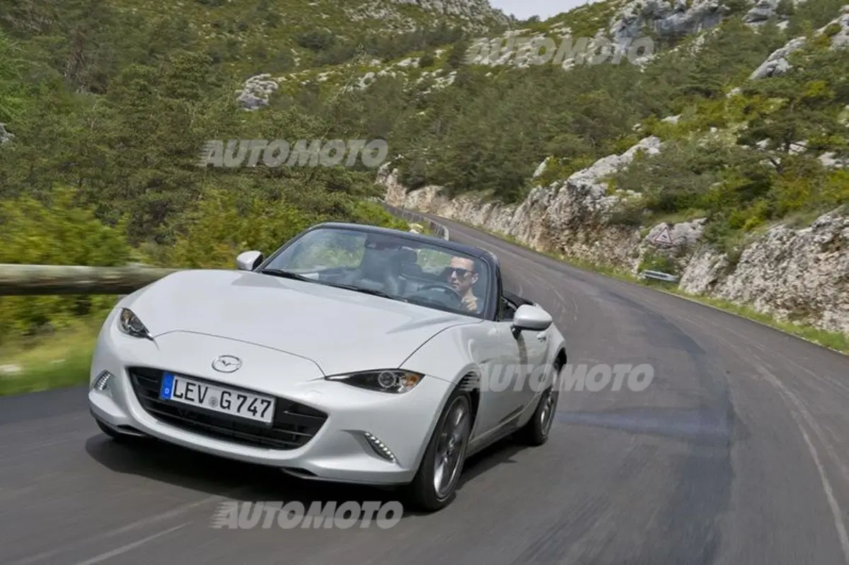 Nuova Mazda MX-5 (11)