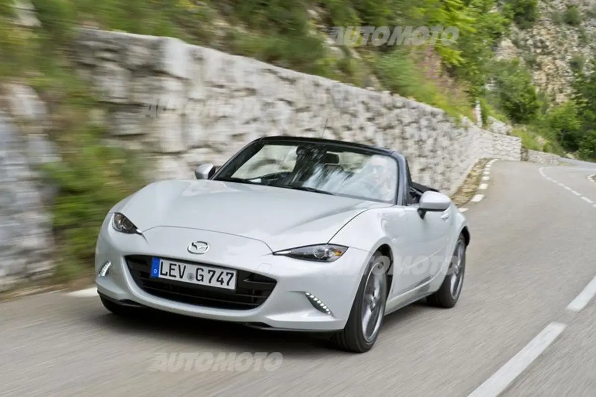 Nuova Mazda MX-5 (13)