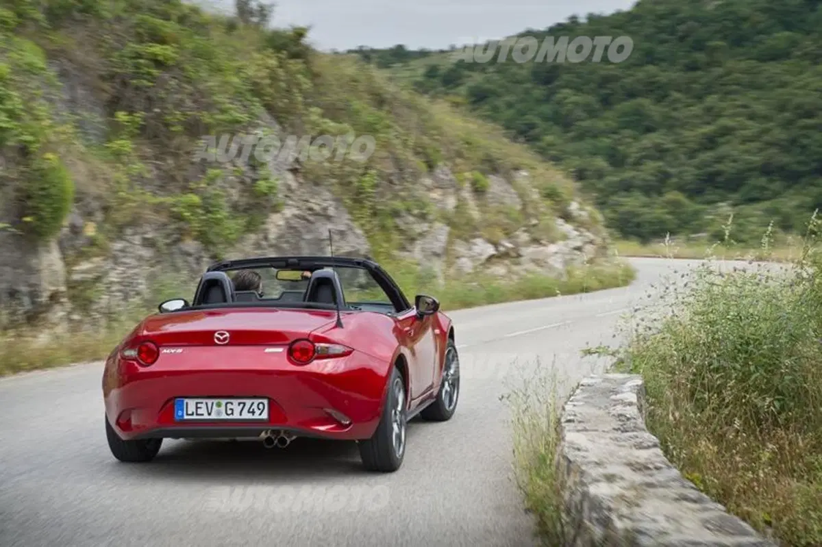 Nuova Mazda MX-5 (14)