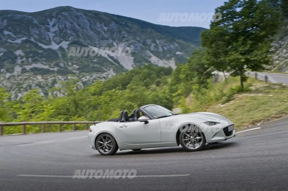 Nuova Mazda MX-5 (18)