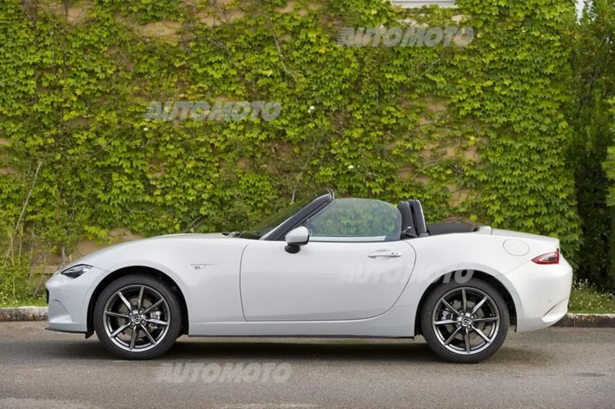 Nuova Mazda MX-5 (46)