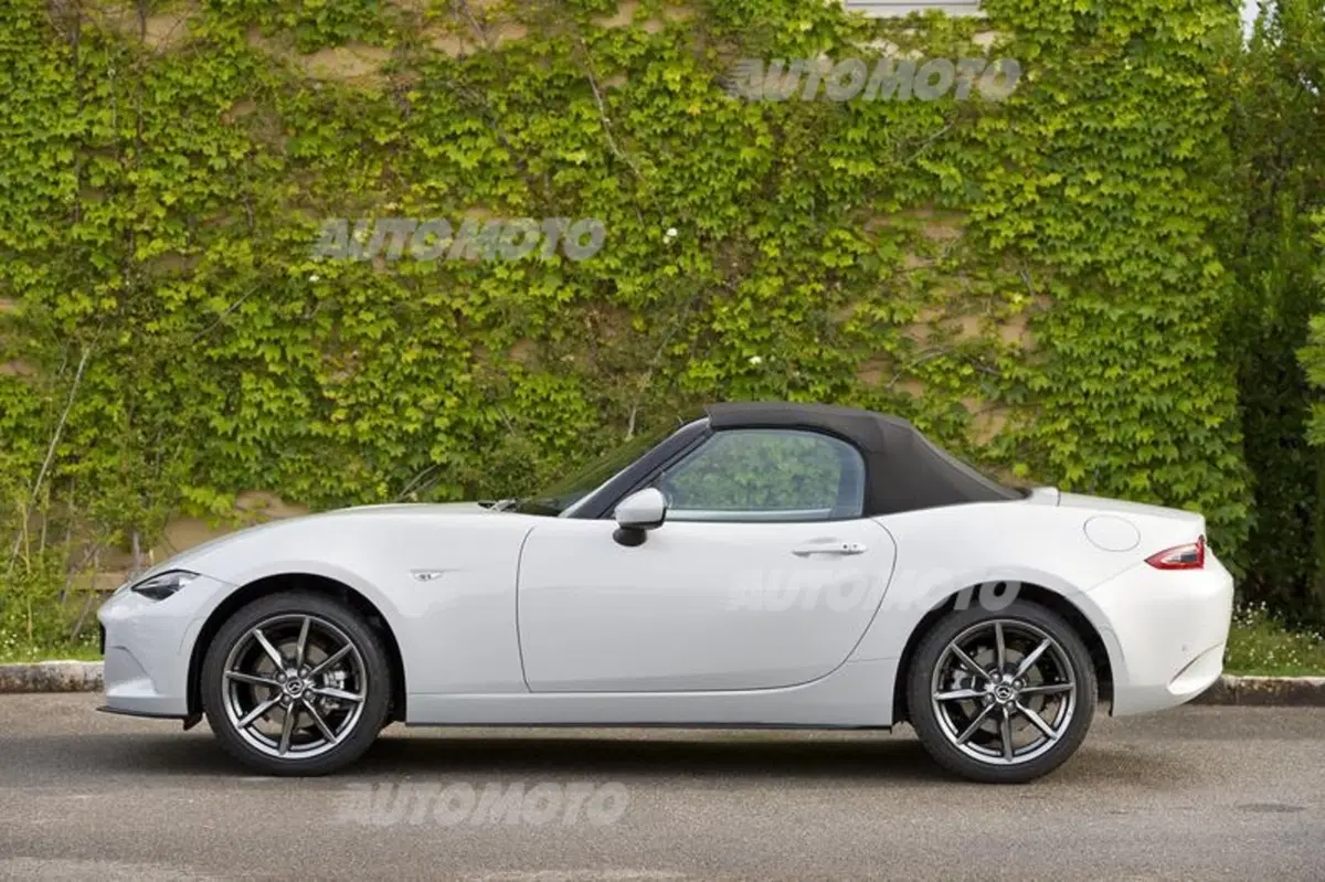 Nuova Mazda MX-5 (48)