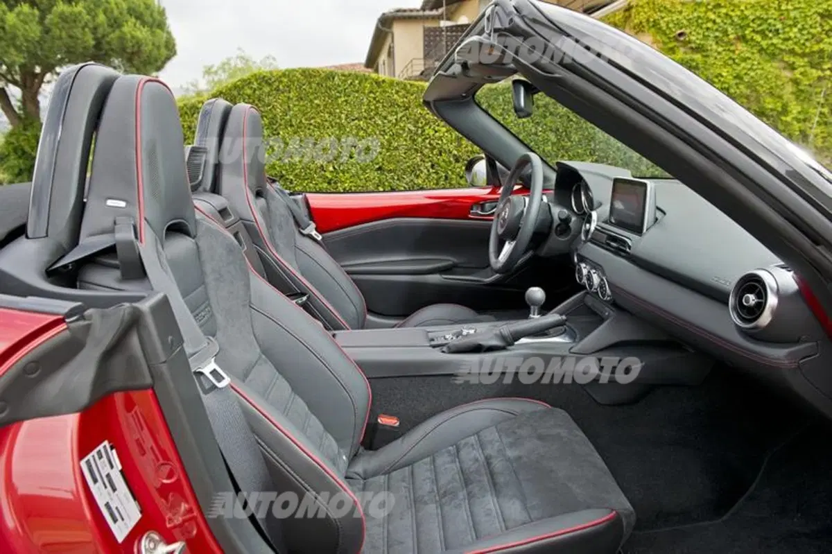 Nuova Mazda MX-5 (52)