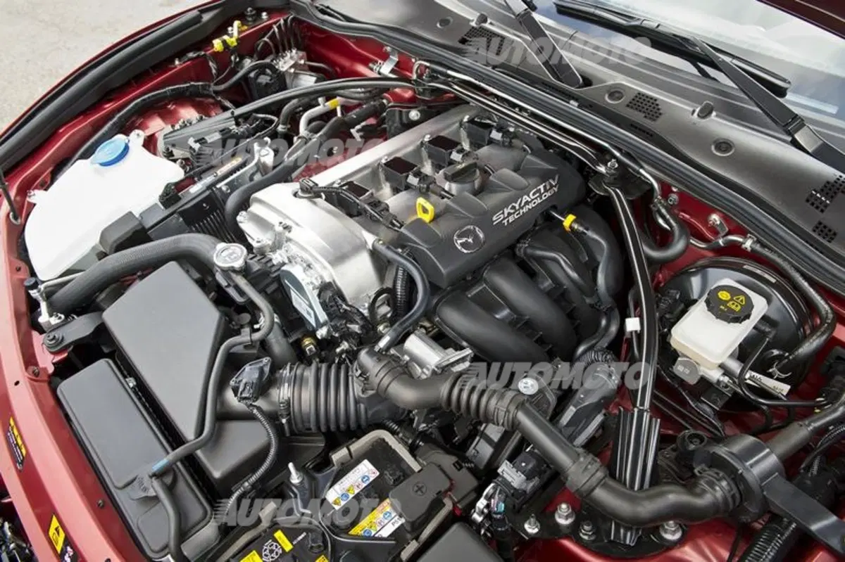 Nuova Mazda MX-5 (56)
