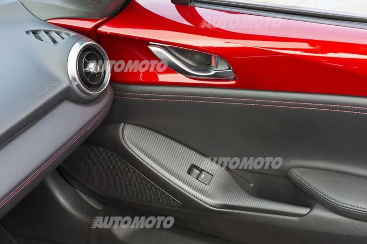 Nuova Mazda MX-5 (61)