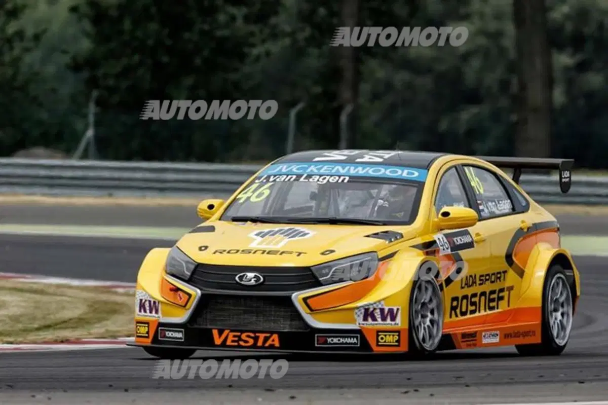 WTCC 2015, qualifiche Slovacchia: pole per Muller (6)