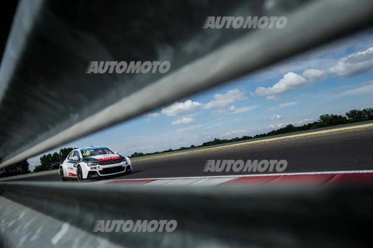 WTCC 2015, Slovacchia: vincono Muller e Loeb (7)