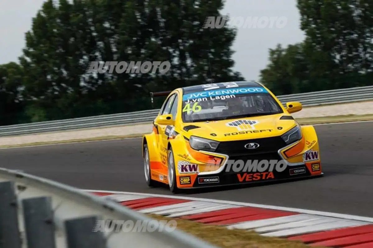 WTCC 2015, Slovacchia: vincono Muller e Loeb (22)