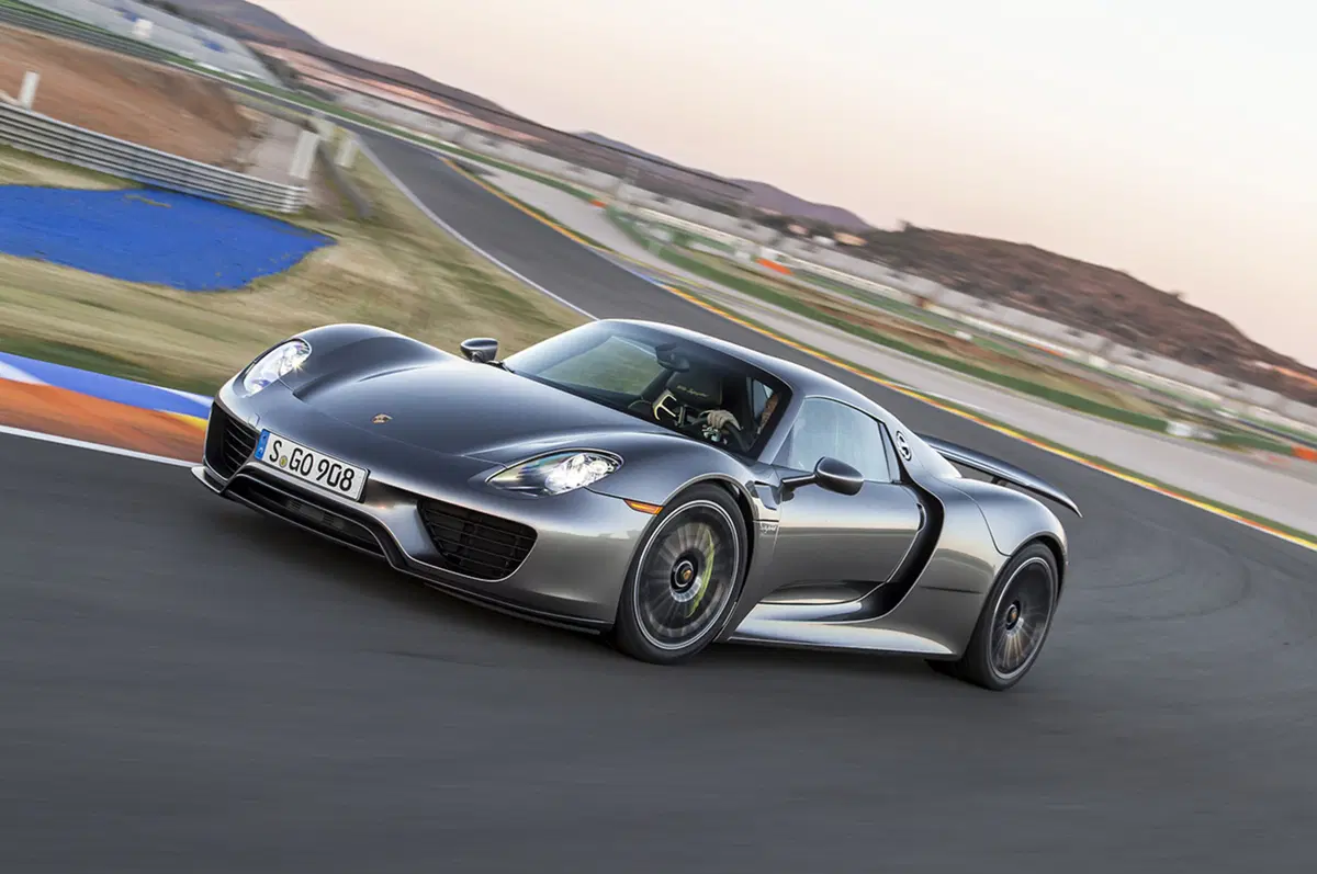 Porsche 918 Spyder, terminata la produzione (13)
