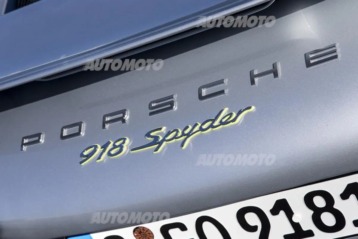 Porsche 918 Spyder, terminata la produzione (27)
