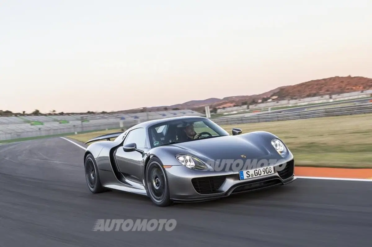 Porsche 918 Spyder, terminata la produzione (35)