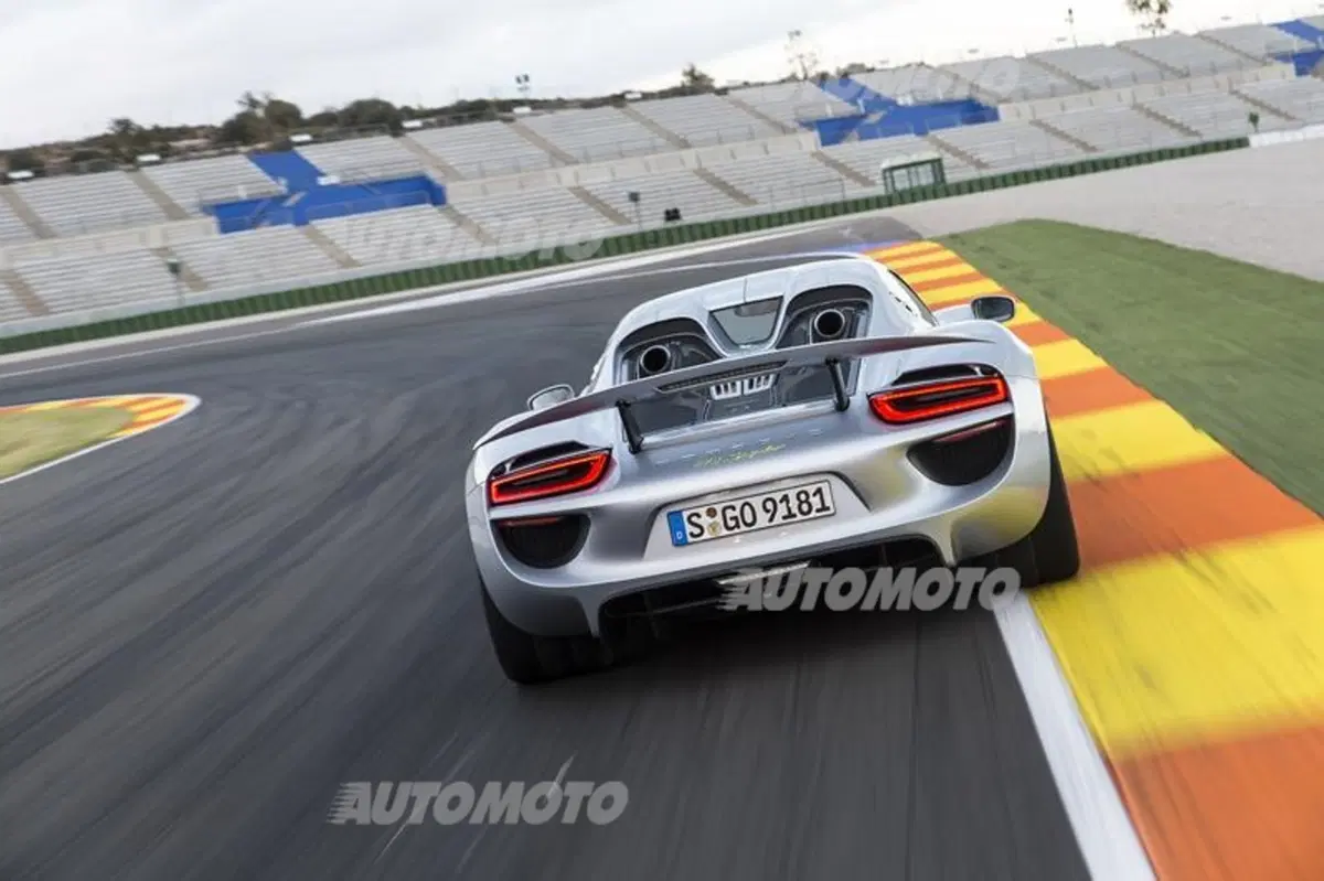 Porsche 918 Spyder, terminata la produzione (42)