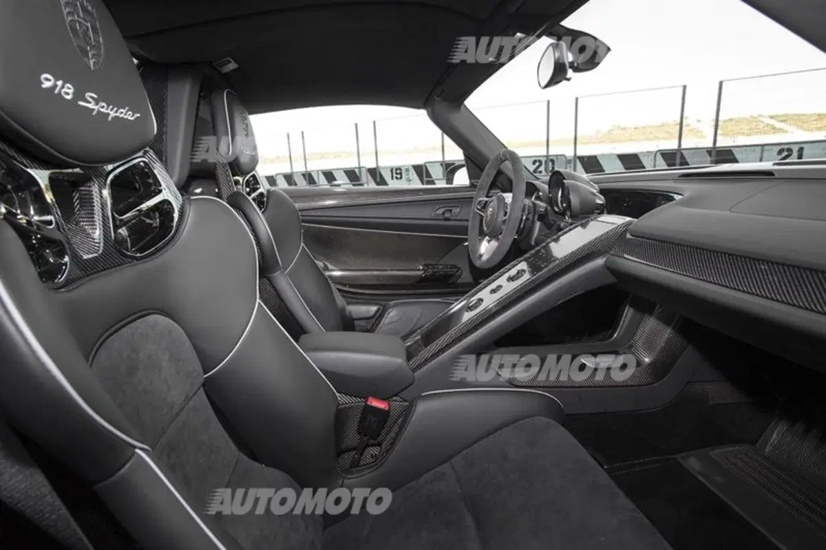 Porsche 918 Spyder, terminata la produzione (64)