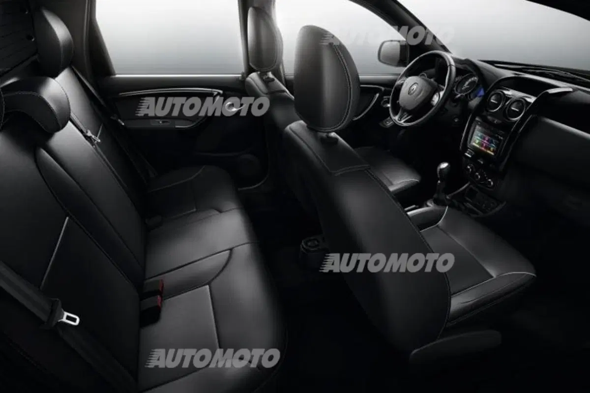 Renault Duster Oroch, la Duster si trasforma in pick-up (9)