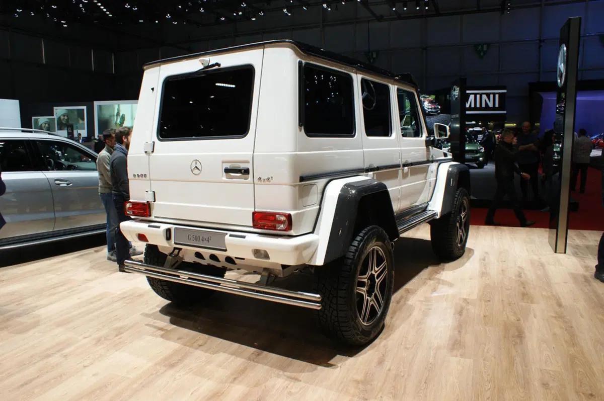 Mercedes G500 4x4²: la faranno davvero, ma costa come una supercar (7)