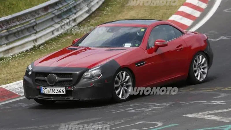 Mercedes SLC, il lancio preceduto dal facelift della SLK