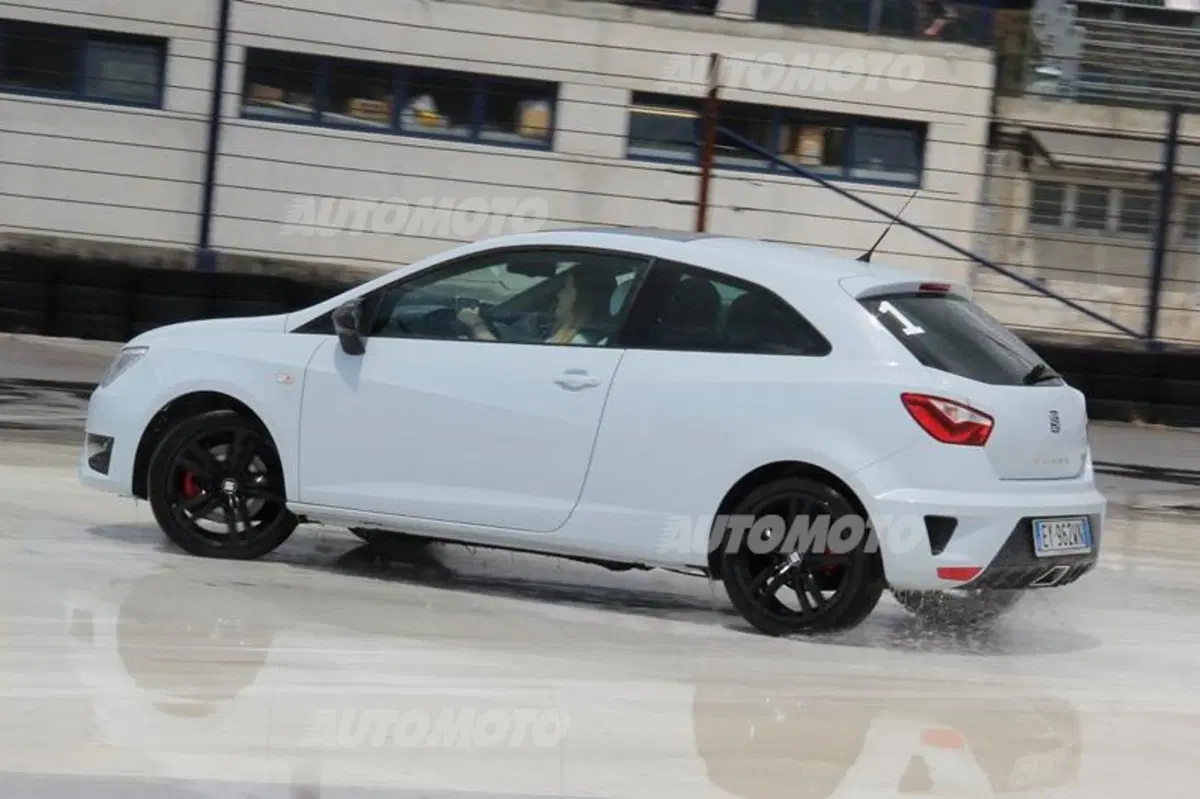 Seat Driving Academy: perché la patente non basta (8)