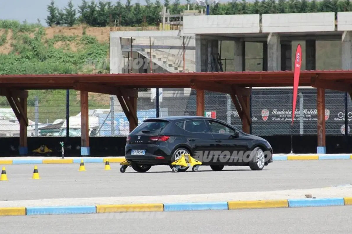 Seat Driving Academy: perché la patente non basta (20)