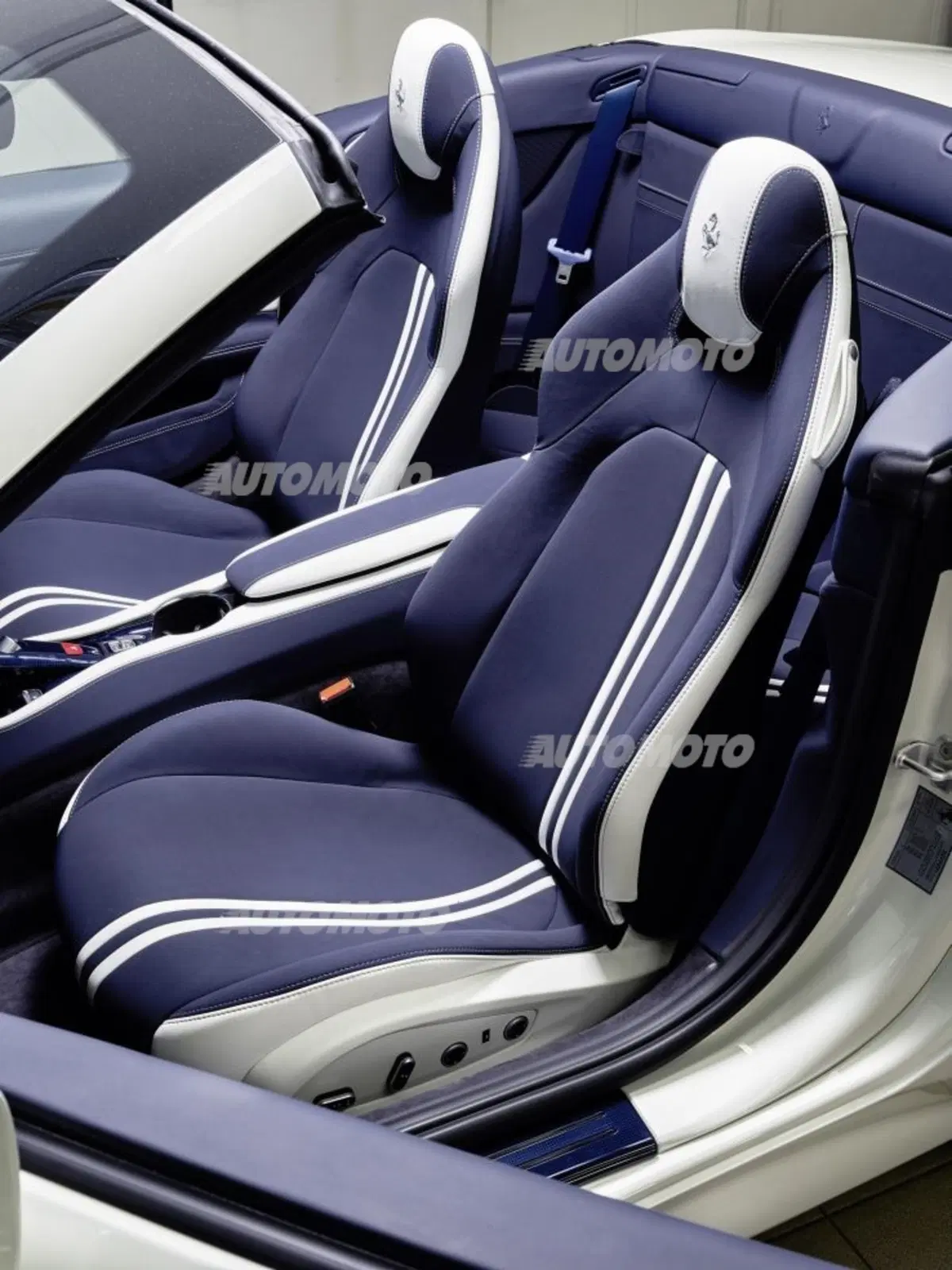 Ferrari California T, per Goodwood si veste di “Mycro Prestige” (5)