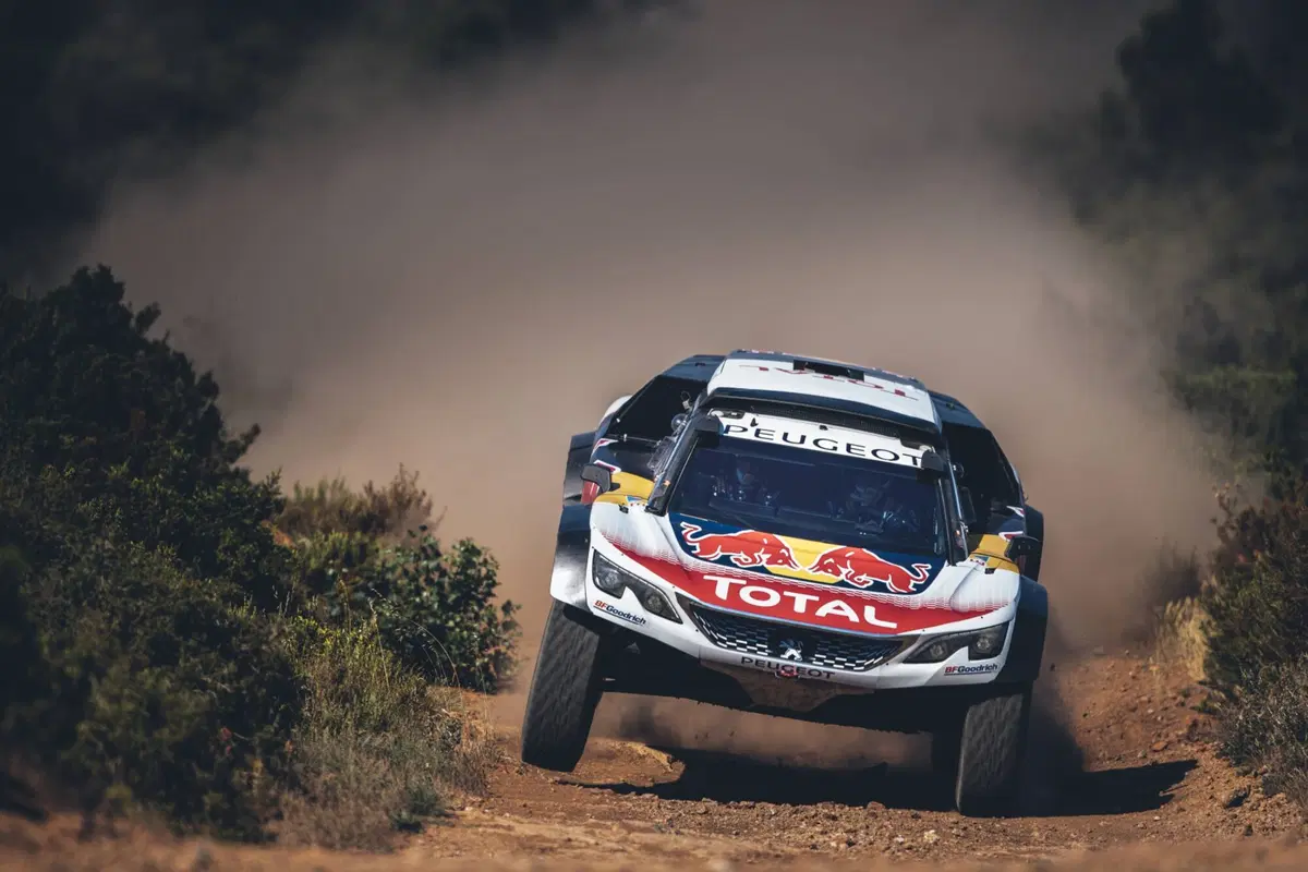 Dakar 2018: ecco la Peugeot 3008DKR Maxi [Video] (8)