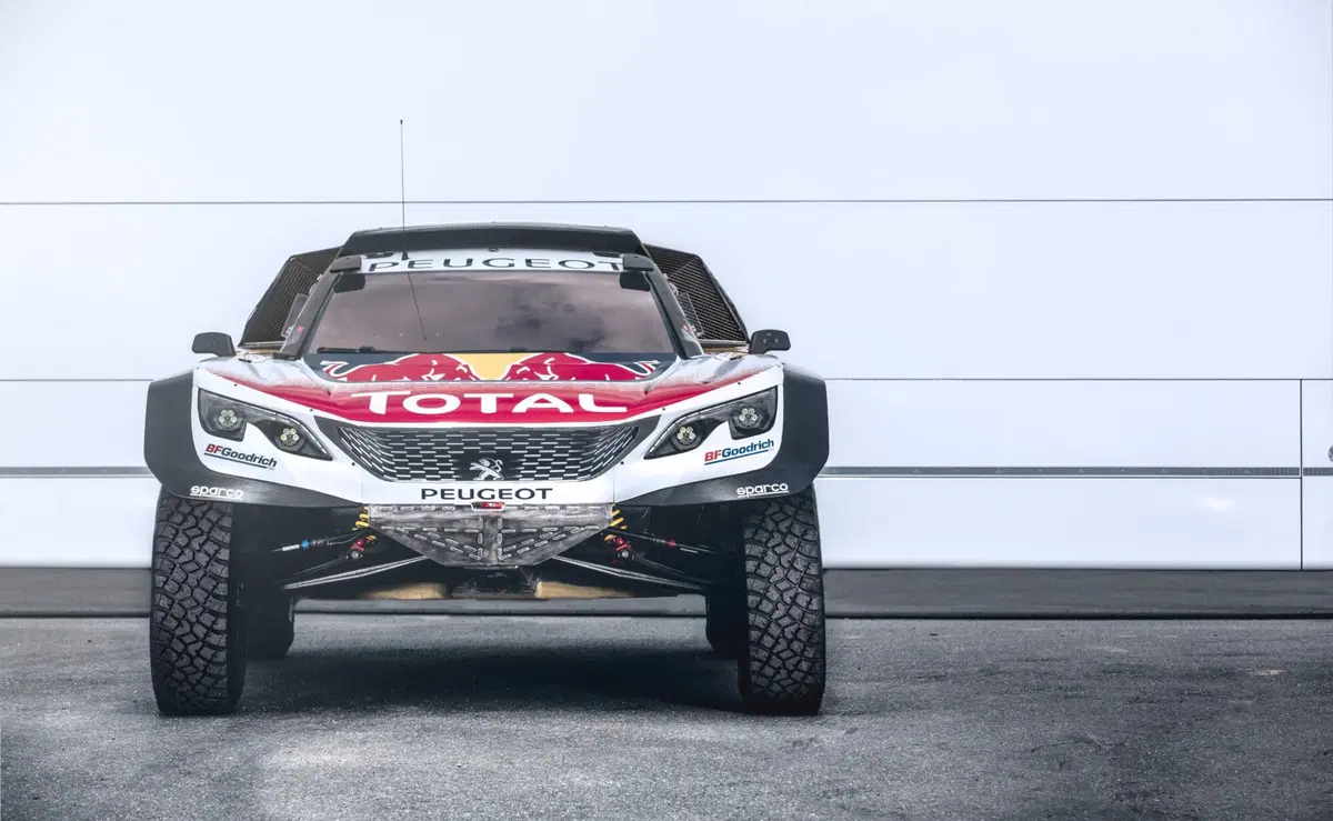 Dakar 2018: ecco la Peugeot 3008DKR Maxi [Video] (2)