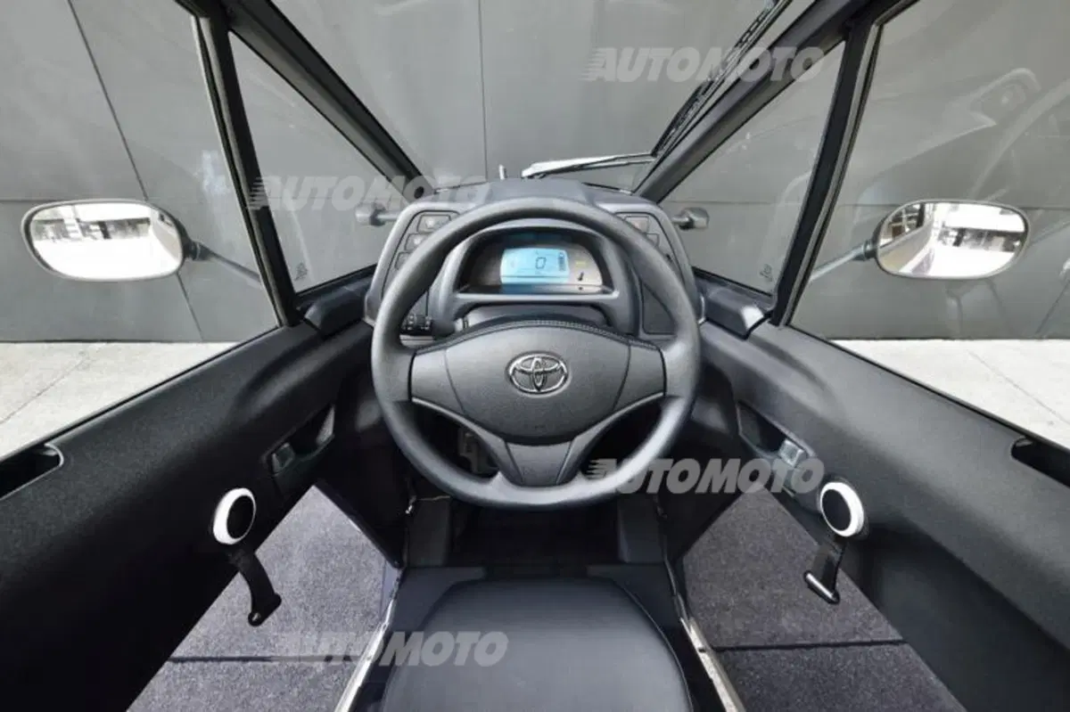 Toyota i-Road (38)
