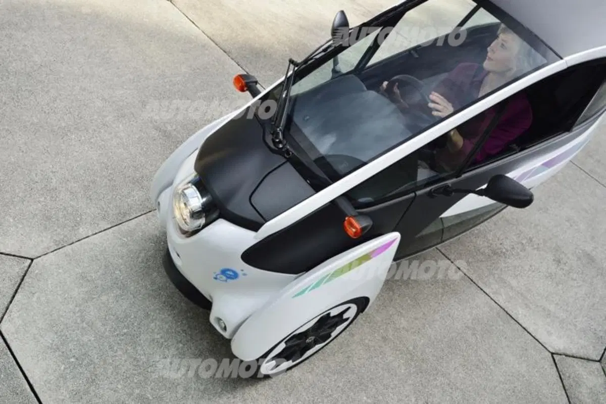 Toyota i-Road (49)
