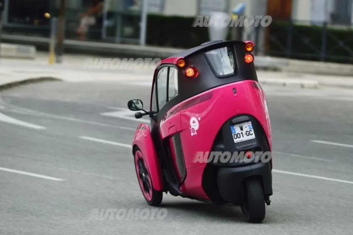 Toyota i-Road (116)