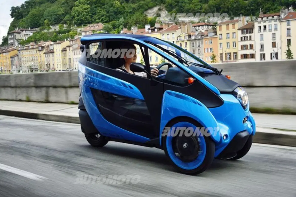 Toyota i-Road (125)