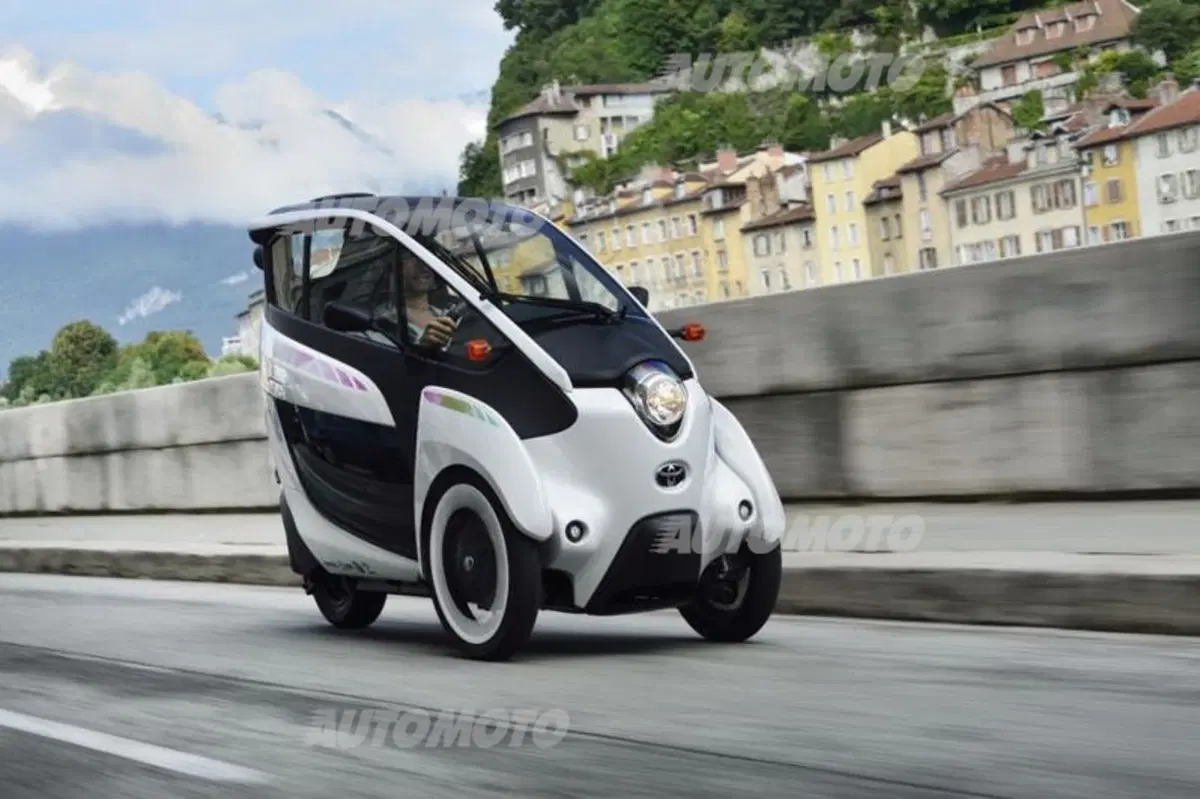 Toyota i-Road (126)