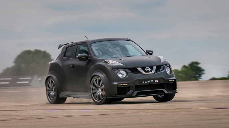 Nissan Juke-R: ecco la supercar travestita da crossover