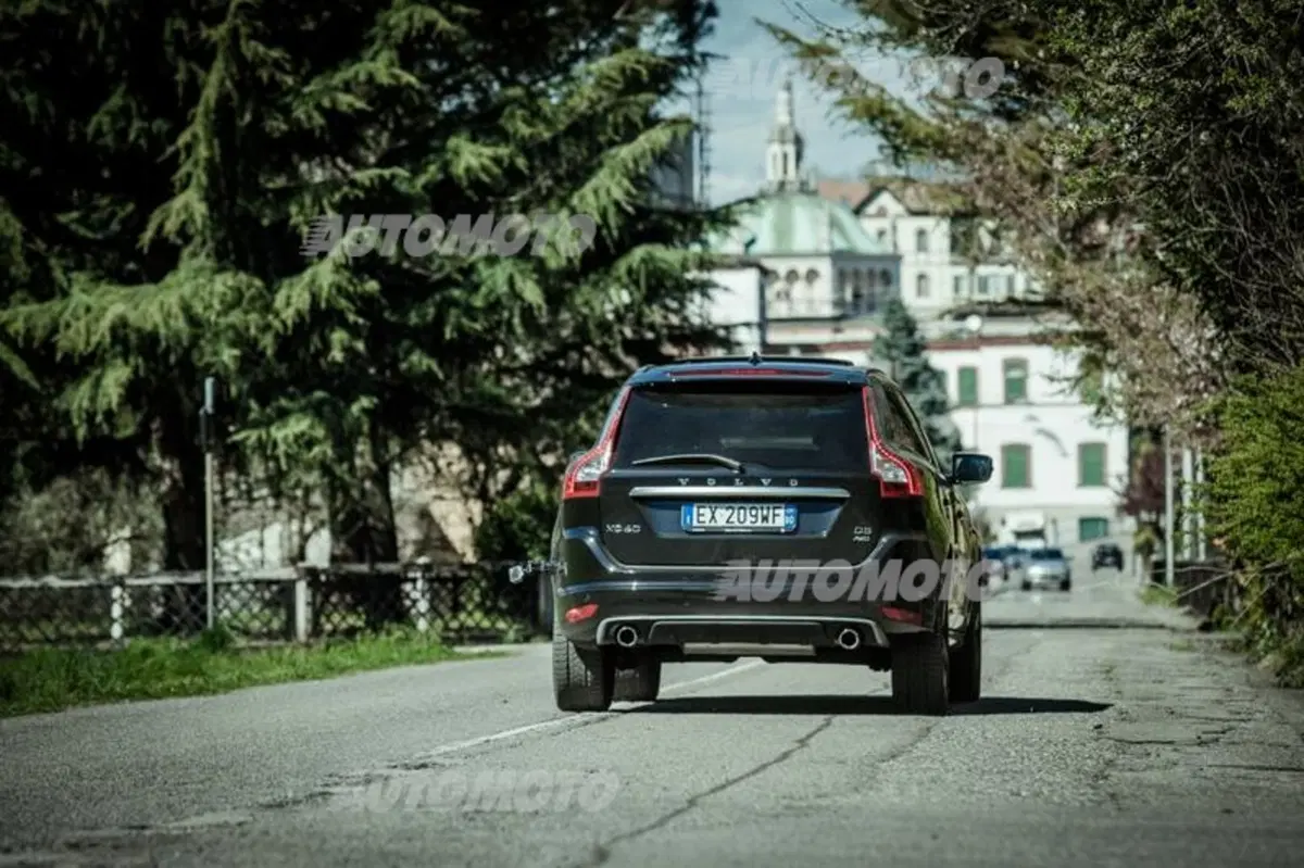 Volvo XC60 R-Design (3)