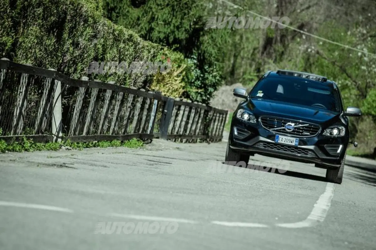 Volvo XC60 R-Design (4)