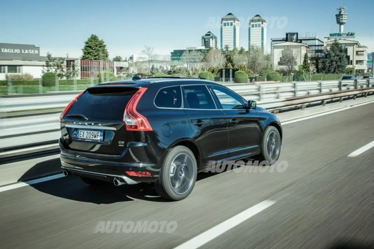 Volvo XC60 R-Design (7)