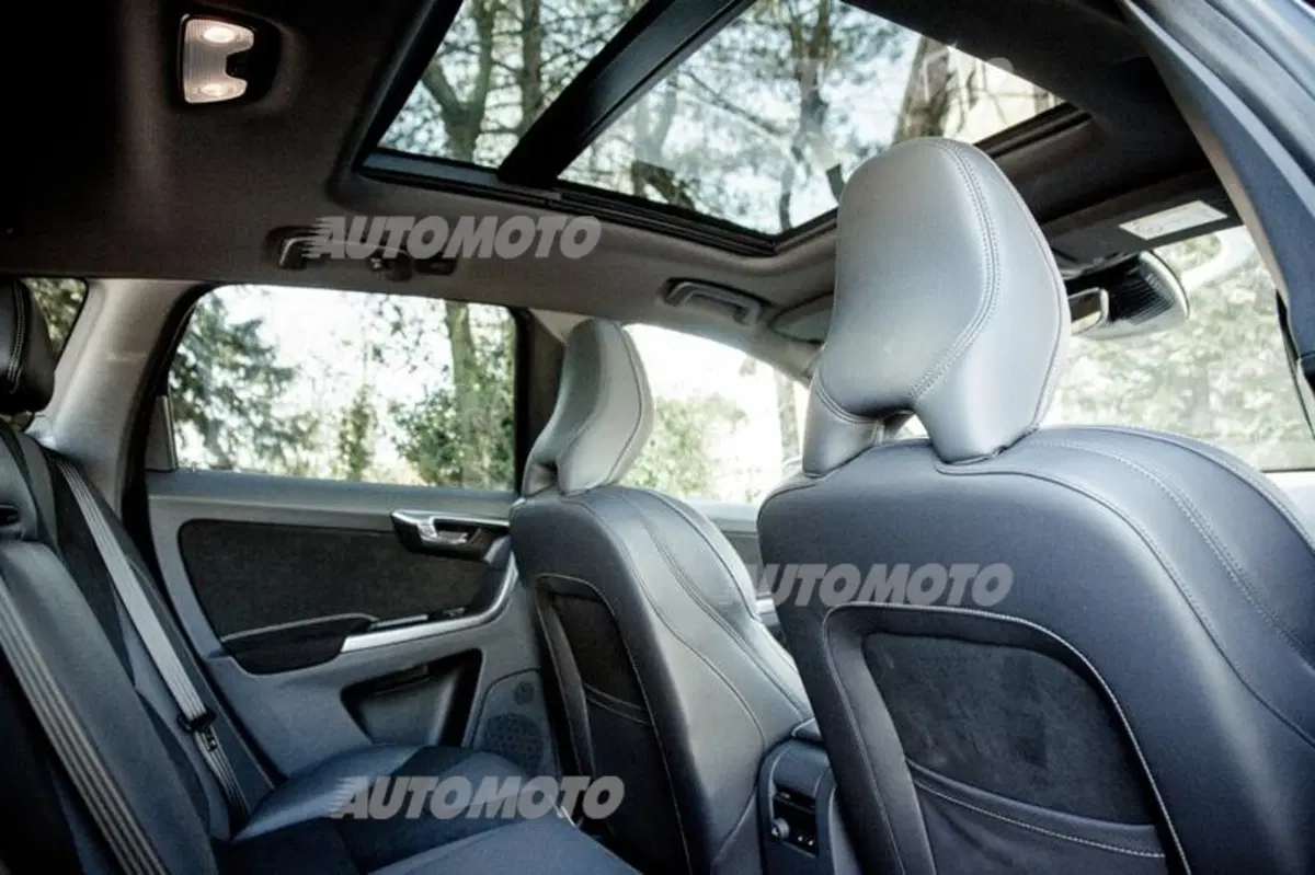 Volvo XC60 R-Design (31)