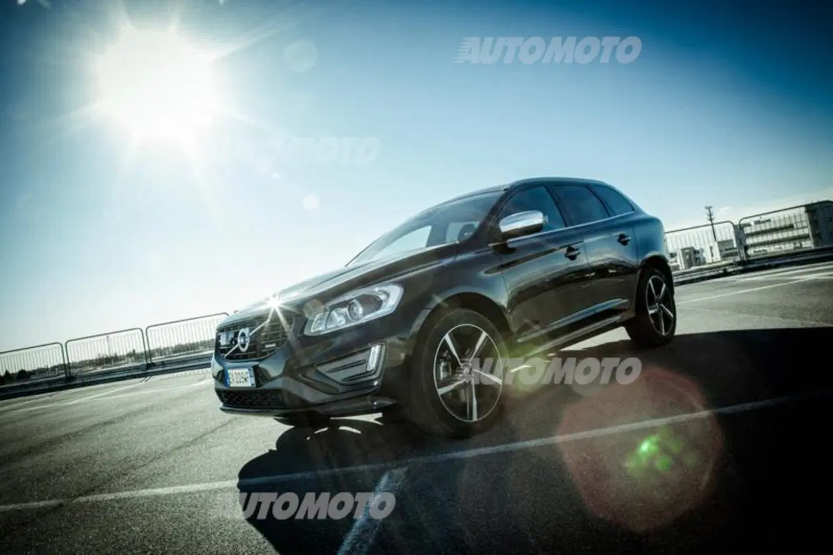 Volvo XC60 R-Design (37)