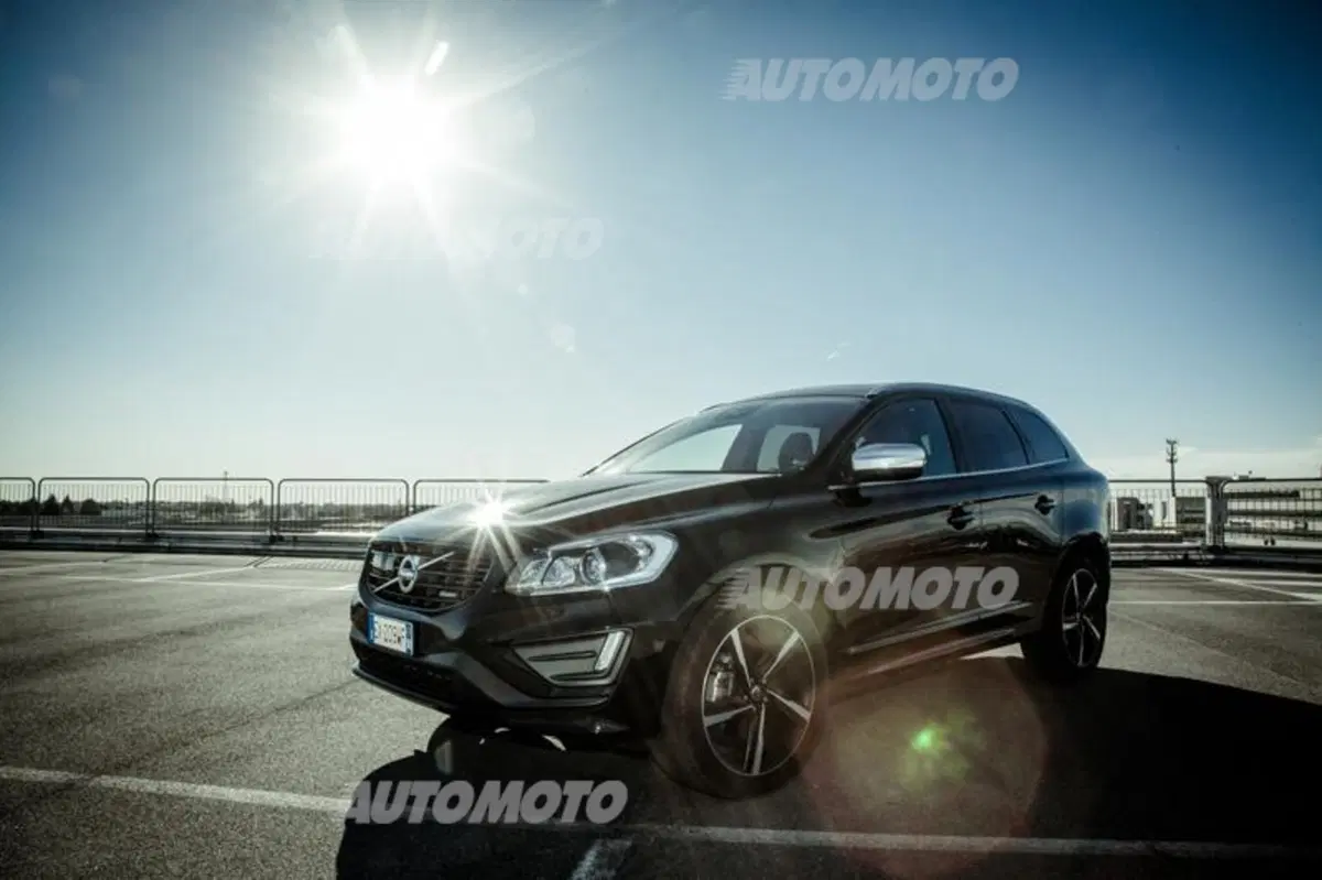 Volvo XC60 R-Design (39)