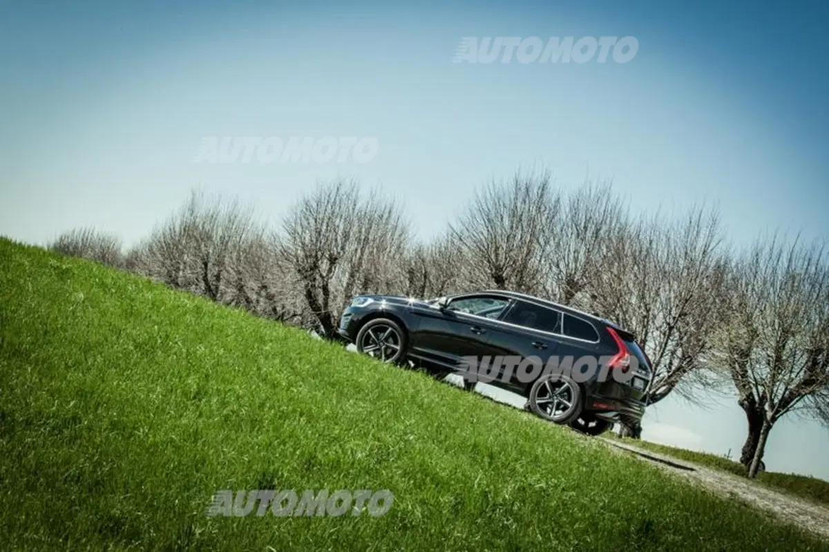 Volvo XC60 R-Design (43)
