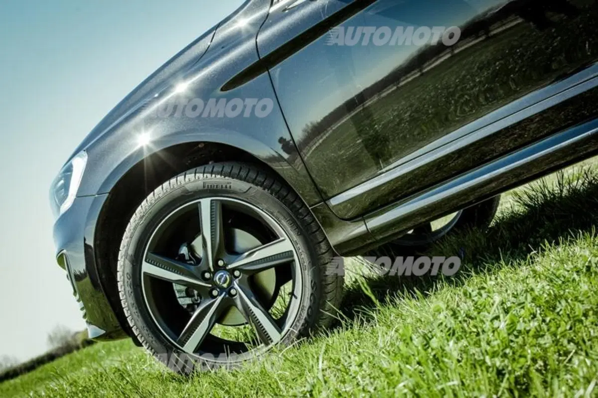 Volvo XC60 R-Design (46)