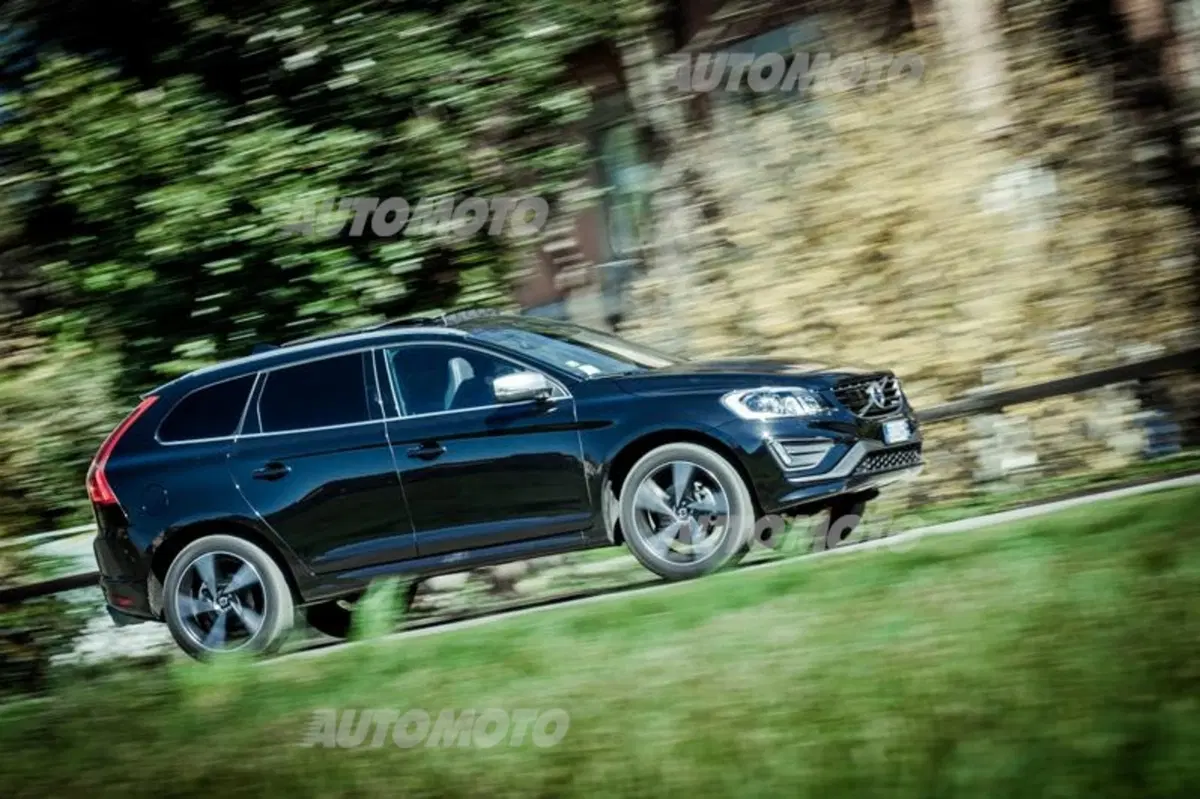 Volvo XC60 R-Design (51)