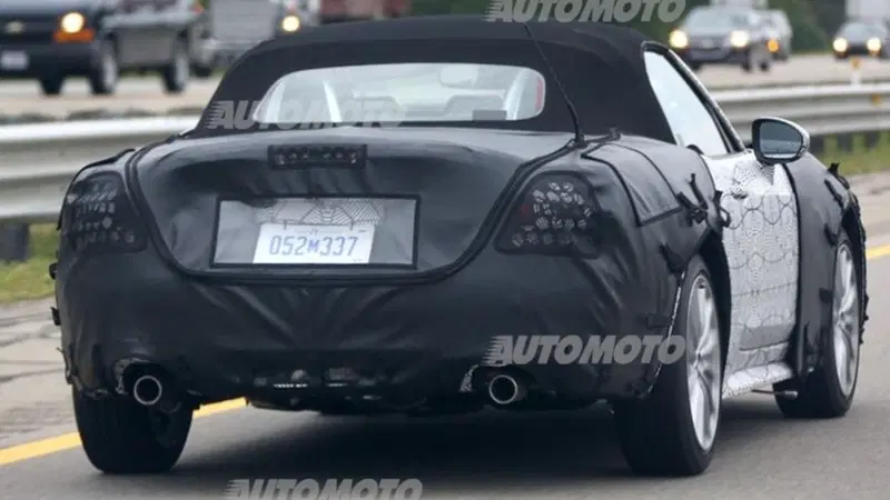 Fiat 124 Spider: le prime foto spia della roadster su base Mazda