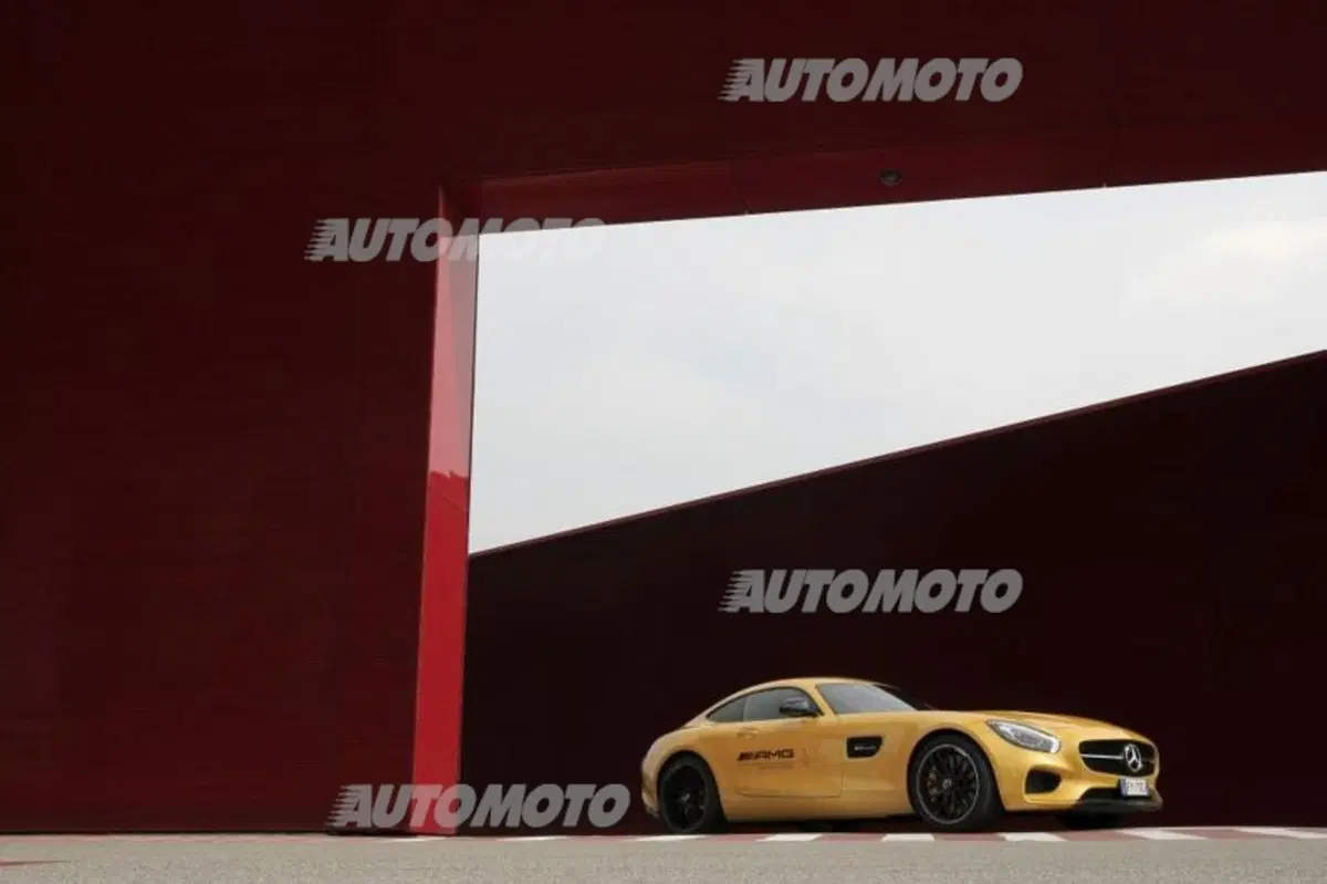 Mercedes-AMG, emozioni in movimento (5)