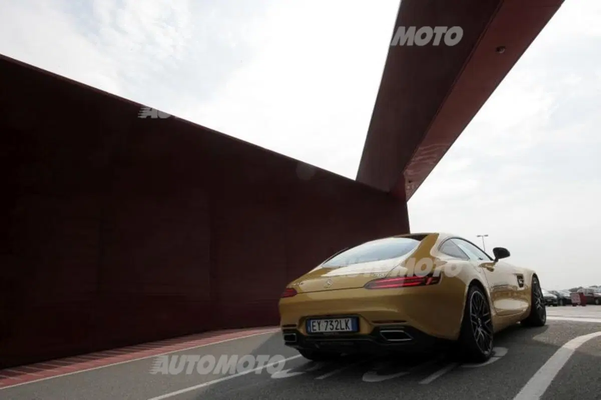Mercedes-AMG, emozioni in movimento (6)