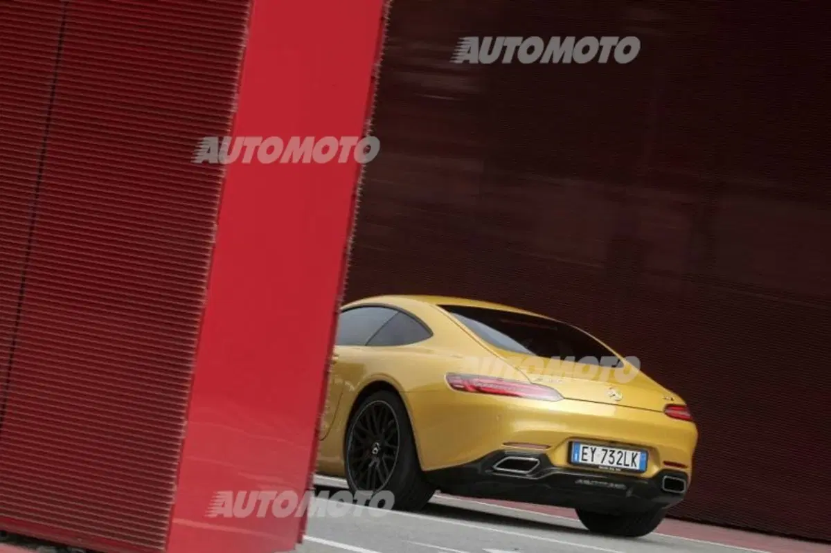 Mercedes-AMG, emozioni in movimento (10)