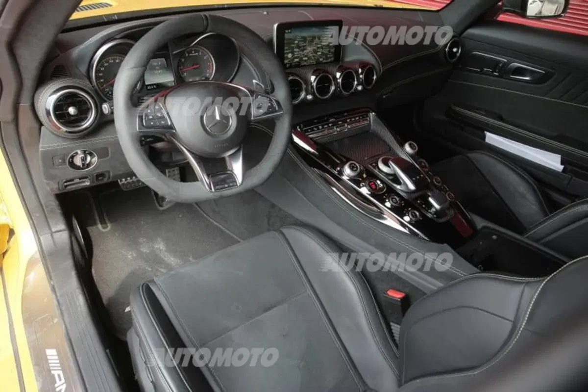 Mercedes-AMG, emozioni in movimento (33)