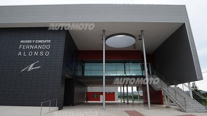 F1 2015: inaugurato ad Oviedo il museo dedicato a Fernando Alonso