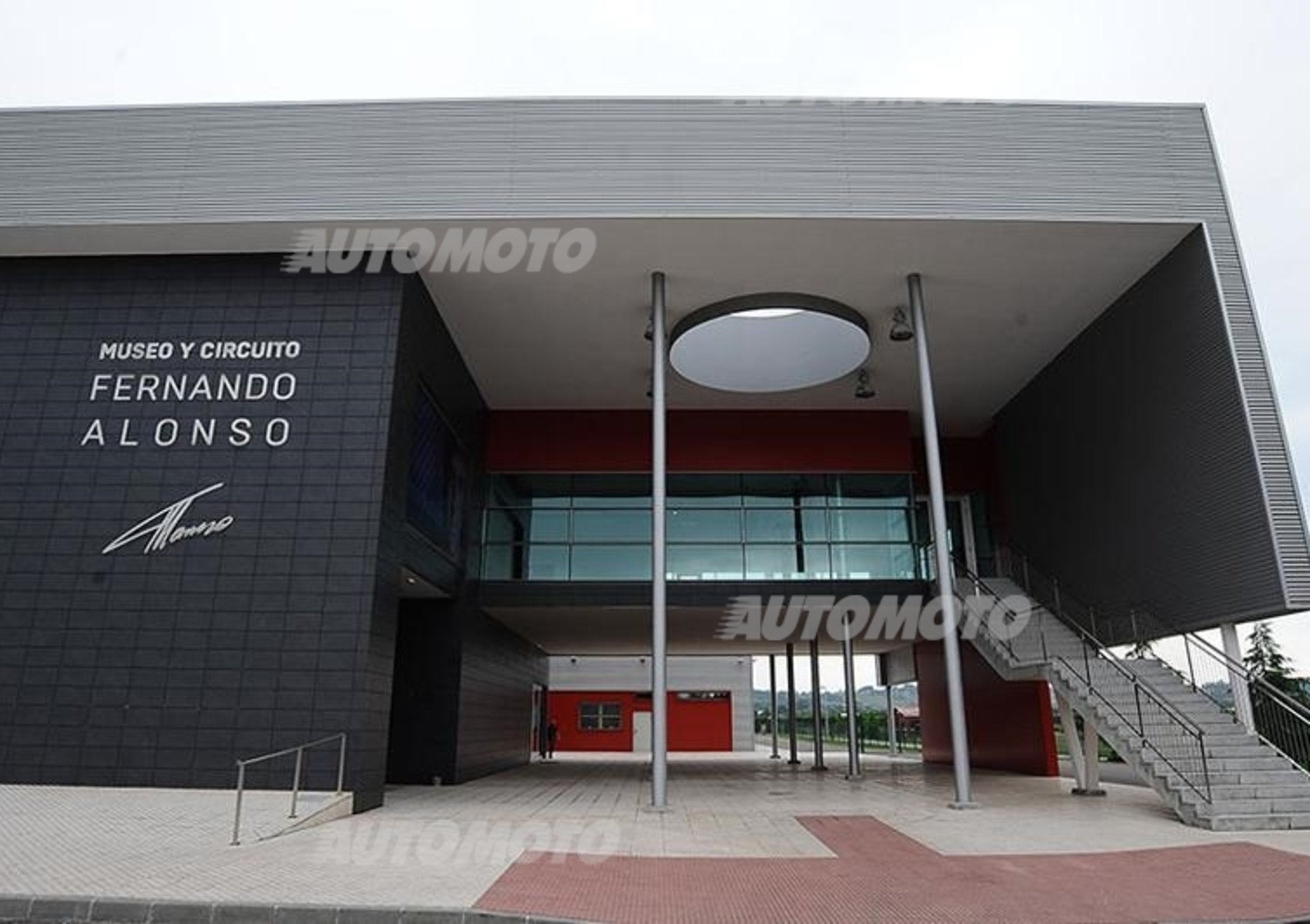 F1 2015: inaugurato ad Oviedo il museo dedicato a Fernando Alonso