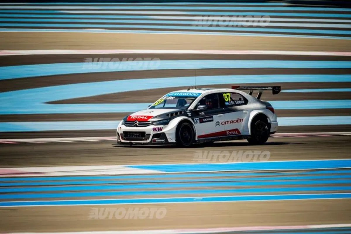 WTCC 2015, qualfiche Francia: pole per Loeb (20)