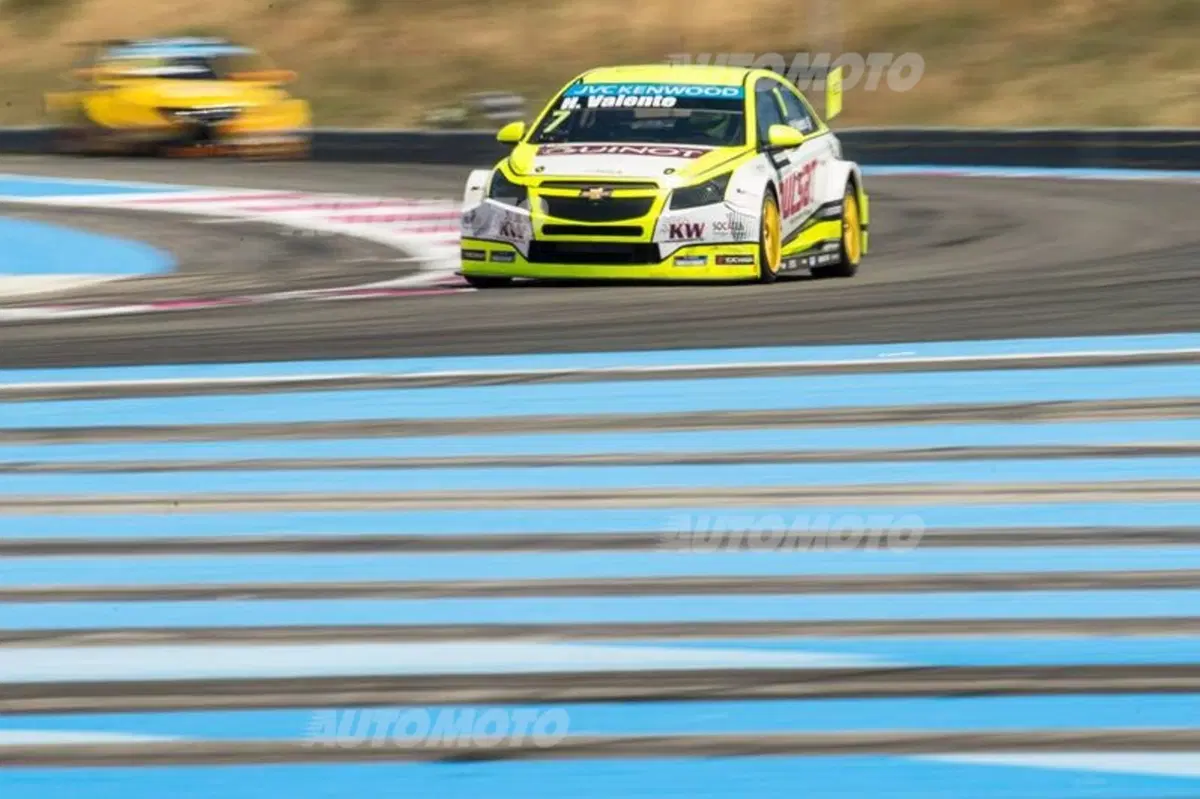 WTCC 2015, qualfiche Francia: pole per Loeb (36)